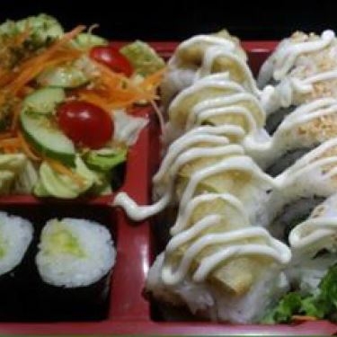 Món ăn- Nhà Hàng De-Sushi Club Restaurant