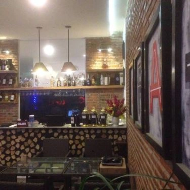 Không gian- Quán Ăn Diamondland - Coffee & Food