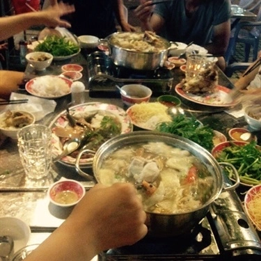 Tổng hợp- Quán Ăn Đông Xuyên - Lẩu & Hải Sản