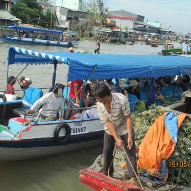 Tổng hợp- Nhà Hàng Du Thuyền Floating Restaurant