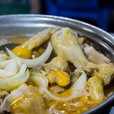 Món ăn- Quán Ăn 6 Vĩnh - Gà Hấp Hèm
