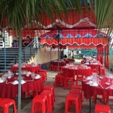 Không gian- Quán Ăn Huỳnh Gia - Gà Nướng