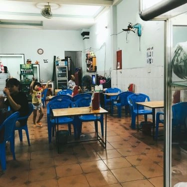 Không gian- Quán Ăn Gà Ta Tam Kỳ - Dân Chủ