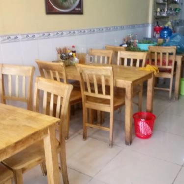 Không gian- Quán Ăn Gà Ta Sơn Ca - Cháo Gà & Phở Gà