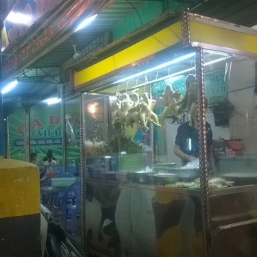 Không gian- Quán Ăn Gà Vịt Đồng Quán