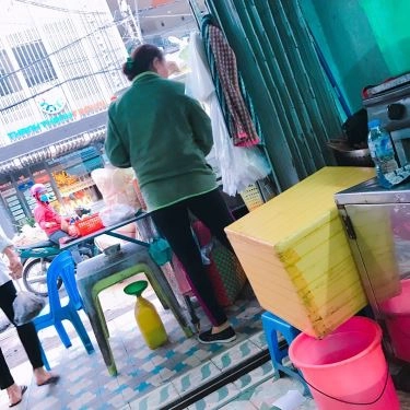 Không gian- Quán Ăn Gỏi Khô Bò Hưng Thịnh - Lê Thành Phương