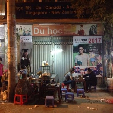 Không gian- Gỏi Vịt - Quán Ăn Bình Dân