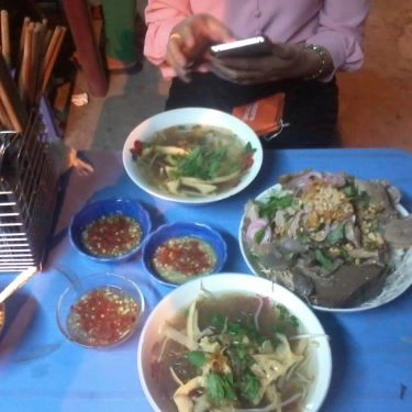 Món ăn- Gỏi Vịt - Quán Ăn Bình Dân