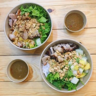 Món ăn- Quán Ăn Habibi Hoàng Bèo - Bánh Tráng Cuốn Thịt Heo - Ngọc Lâm