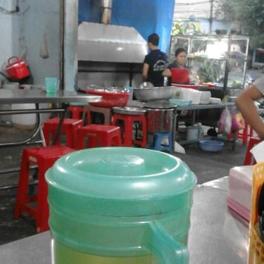 Không gian- Quán Ăn Hải Dương - Cơm Chiên Gà Xối Mỡ
