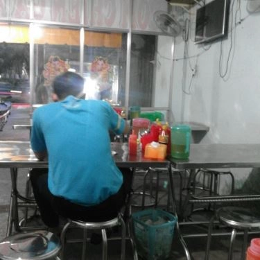Không gian- Quán Ăn Hải Dương - Cơm Gà Xối Mỡ