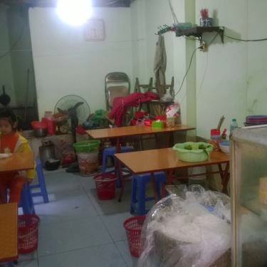 Không gian- Quán Ăn Hải Giang - Bún Chả