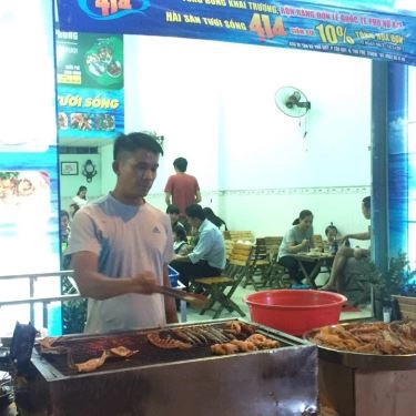Không gian- Quán Ăn Hải Sản 414