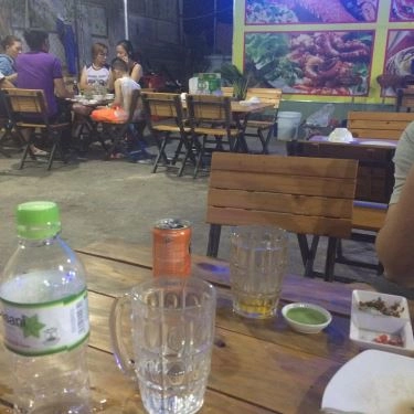 Không gian- Quán Ăn Quán Lửa Hồng - Món Ăn Hải Sản
