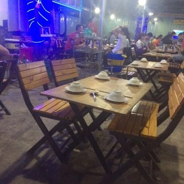Không gian- Quán Ăn Quán Lửa Hồng - Món Ăn Hải Sản