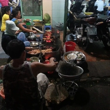 Không gian- Quán Ăn Hải Sản Phan Thiết - Nguyễn Thiện Thuật