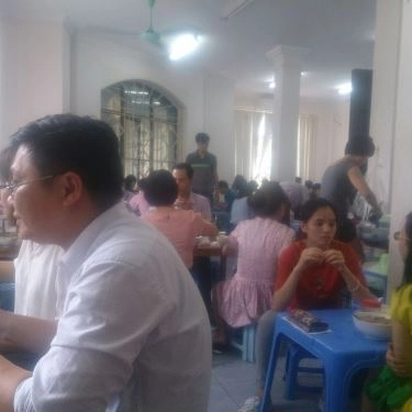 Không gian- Quán Ăn Hạnh Lan - Bún & Miến Ngan