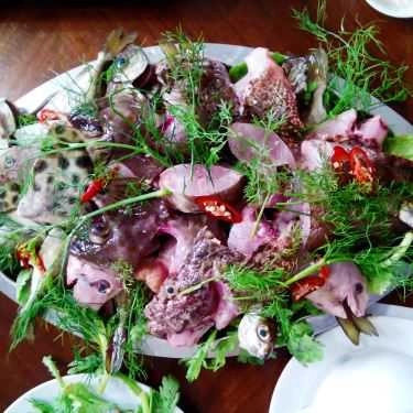Món ăn- Hoa Biển - Lẩu Thuyền Chài & Chả Cá Ót