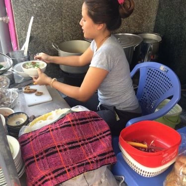 Không gian- Quán Ăn Hoà Sương - Chả Cá Nha Trang