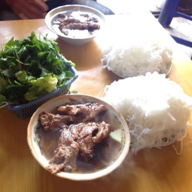 Món ăn- Quán Ăn Hoàng Long - Bún Chả & Bánh Cuốn