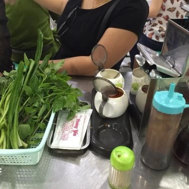 Tổng hợp- Quán Ăn Hoàng Yến - Phở Bình Dân