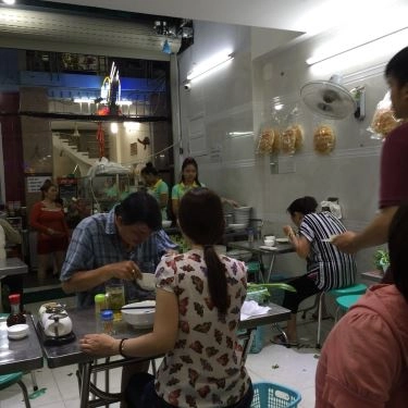 Tổng hợp- Quán Ăn Hoàng Yến - Phở Bình Dân