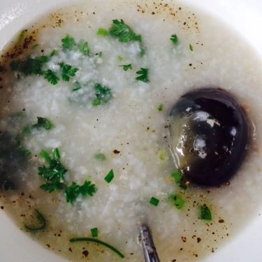Món ăn- Quán Ăn Hoành Thánh Lá - Phan Văn Trị