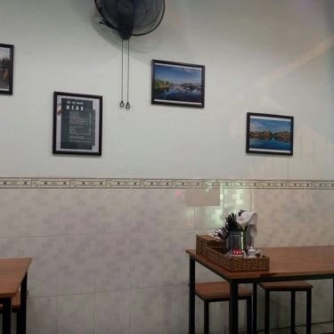 Không gian- Quán Ăn Hội An Ngon - Bún Mắm Nêm, Mì Quảng & Cơm Gà