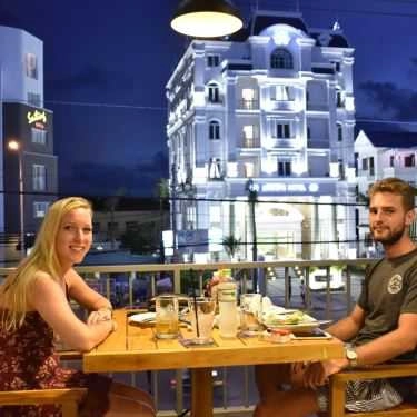 Tổng hợp- Quán Ăn Holiday Sense - Foodcourt Phú Quốc