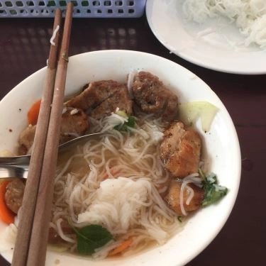 Món ăn- Quán Ăn Hồng Ngọc - Bún Chả Hà Nội & Bún Đậu Mắm Tôm