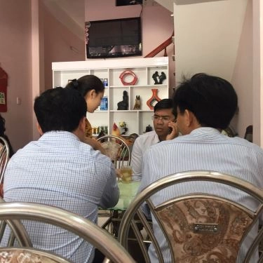 Tổng hợp- Quán Ăn Hồng Vân - Cơm Gà Tam Kỳ
