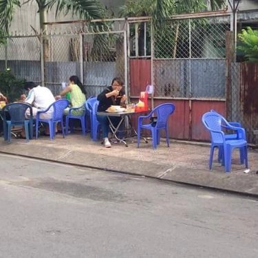 Không gian- Quán Ăn Chiến Ký - Hủ Tiếu Dê