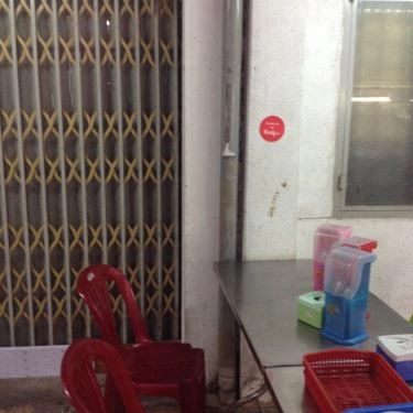 Không gian- Quán Ăn Quán Huệ - Hủ Tiếu, Mì Xào & Phở