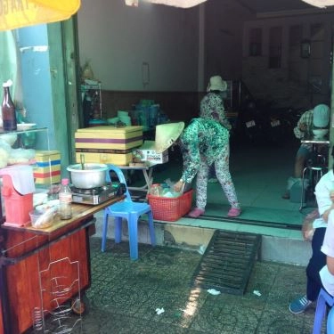 Không gian- Quán Ăn Hủ Tiếu Mì - Phan Văn Khoẻ
