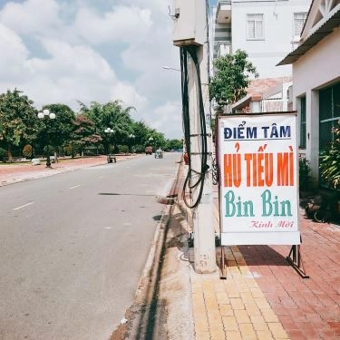 Không gian- Quán Ăn Hủ Tiếu Mì Bin Bin