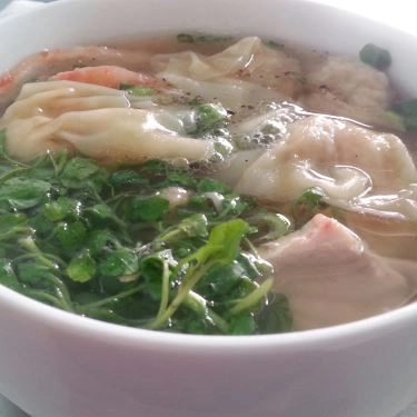 Món ăn- Quán Ăn Hủ Tiếu & Mì Hoành Thánh Gốc Hoa - Trần Văn Đang