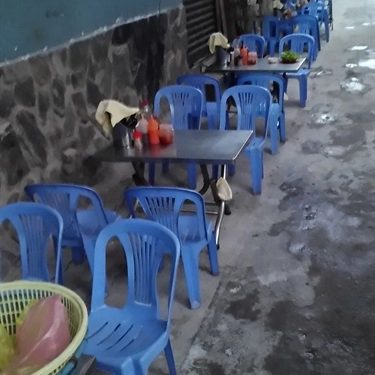 Không gian- Quán Ăn Hủ Tiếu Sáng