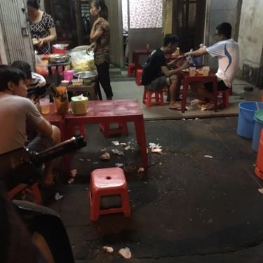 Không gian- Quán Ăn Hủ Tiếu Xào Thị Nghè