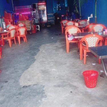 Không gian- Quán Ăn Ba Chiến - Hủ Tiếu & Lẩu Dê