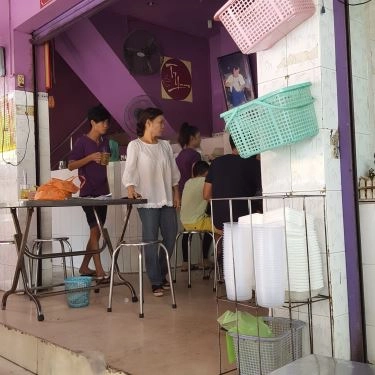 Không gian- Quán Ăn Tylum - Hủ Tiếu Nam Vang