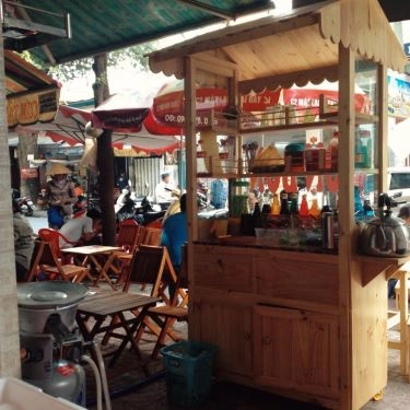 Không gian- Quán Ăn Hủ Tíu Và Trà Sữa Bon Bon