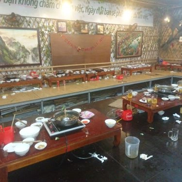 Không gian- Quán Ăn Hưng Phấn Quán - Lẩu Lòng Bò & Cơm Bình Dân