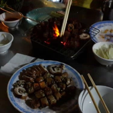Món ăn- Quán Ăn Hùng Tâm - Ngẩu Pín Nướng