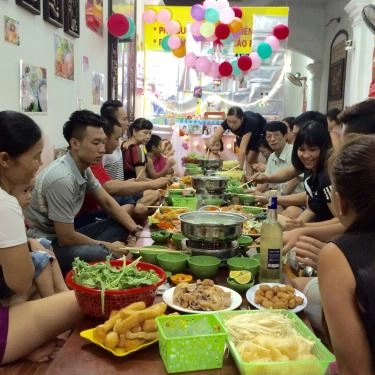 Không gian- Quán Ăn Huyền Mạnh - Phở Cuốn Ngũ Xã