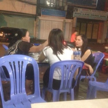 Tổng hợp- Quán Ăn Huyền Vịt Quán - Vịt Cỏ Vân Đình - Bạch Đằng