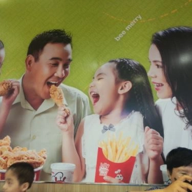 Tổng hợp- Quán Ăn Jollibee - Vincom Plaza Lê Văn Việt