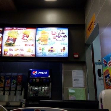 Tổng hợp- Quán Ăn Jollibee - Vincom Plaza Lê Văn Việt