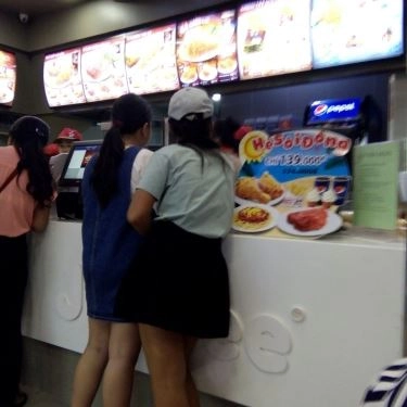 Tổng hợp- Quán Ăn Jollibee - Vincom Plaza Lê Văn Việt