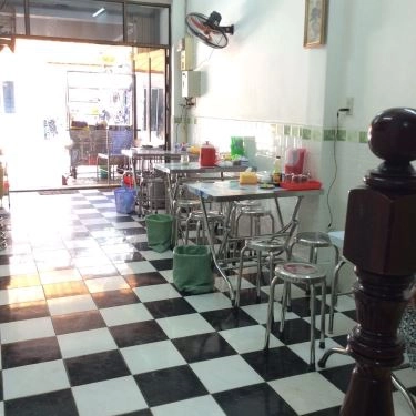 Không gian- Quán Ăn Khánh Ký - Hủ Tiếu Mì Bò Viên