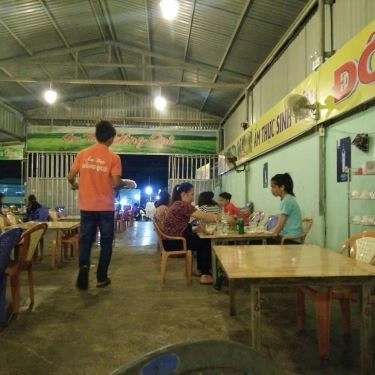 Không gian- Quán Ăn Khu Ẩm Thực Quán Đồng Quê